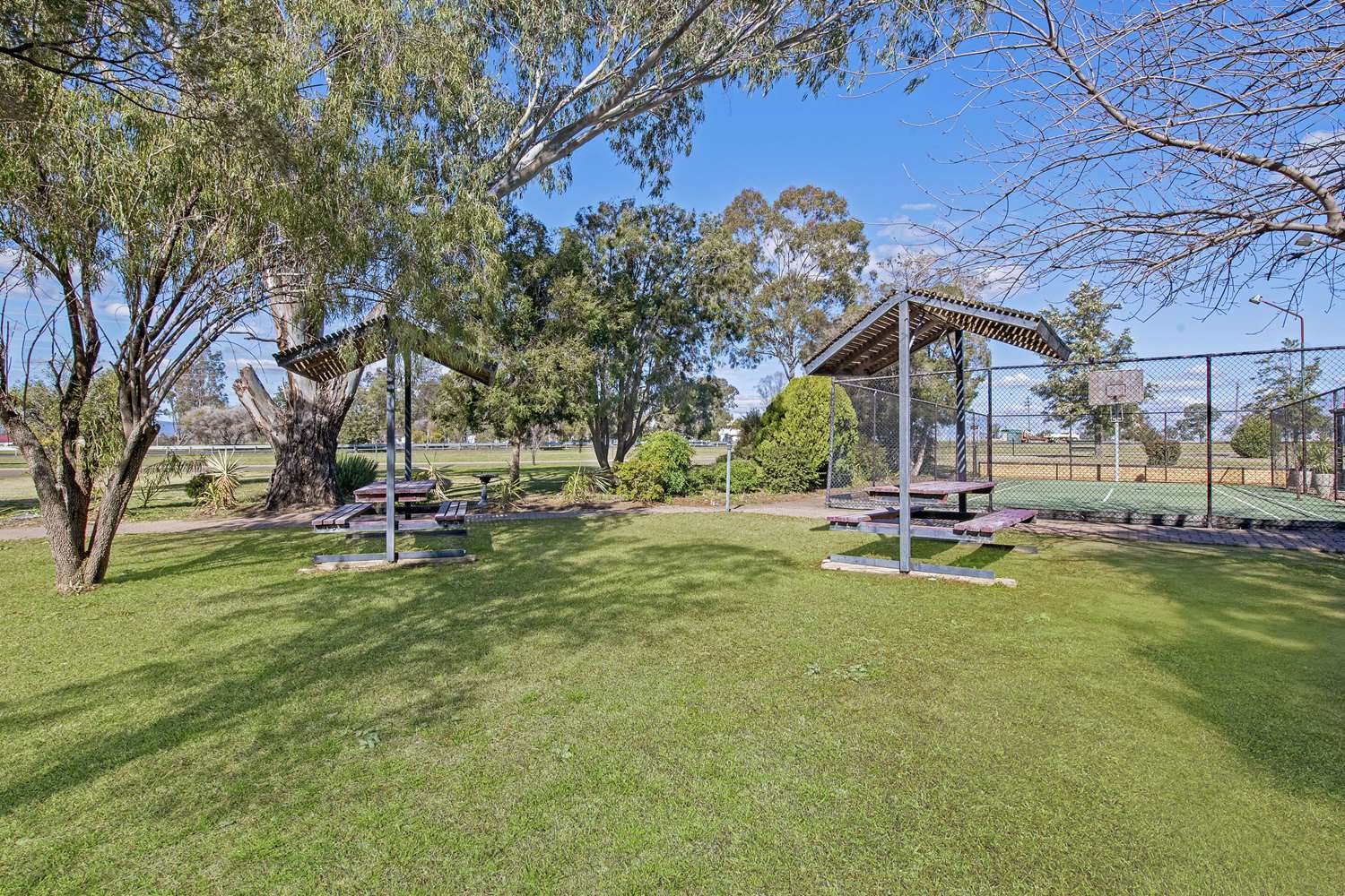 Econo Lodge Savannah Park Tamworth 26/27