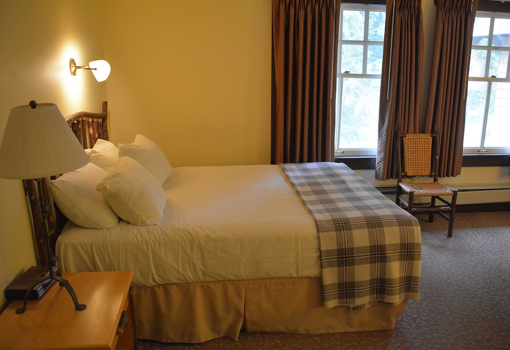 National Park Inn 26/50
