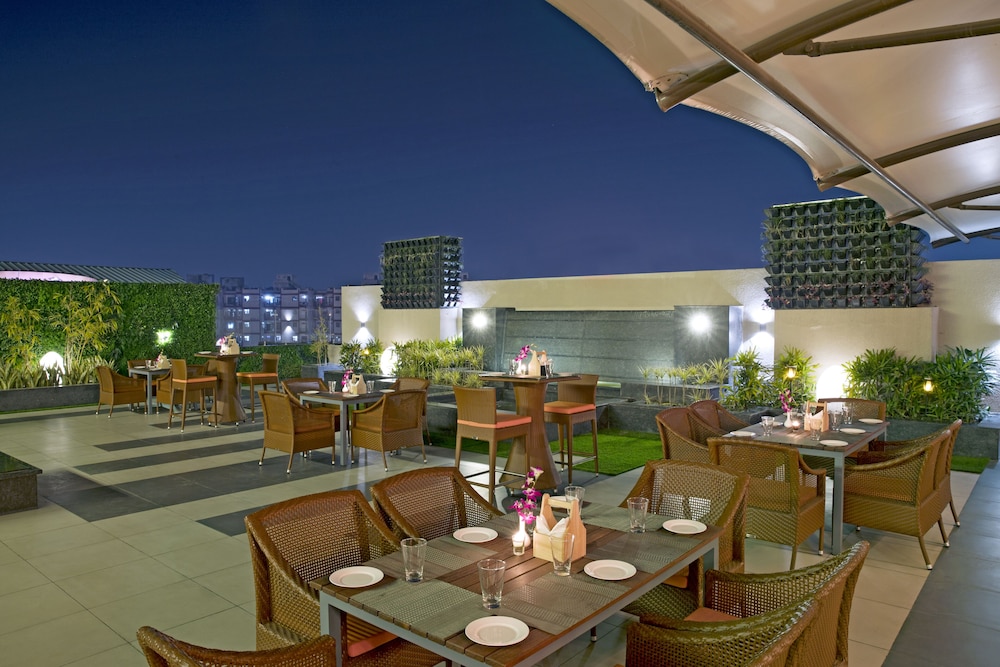 Regenta Central Cassia Zirakpur Chandigarh 33/42