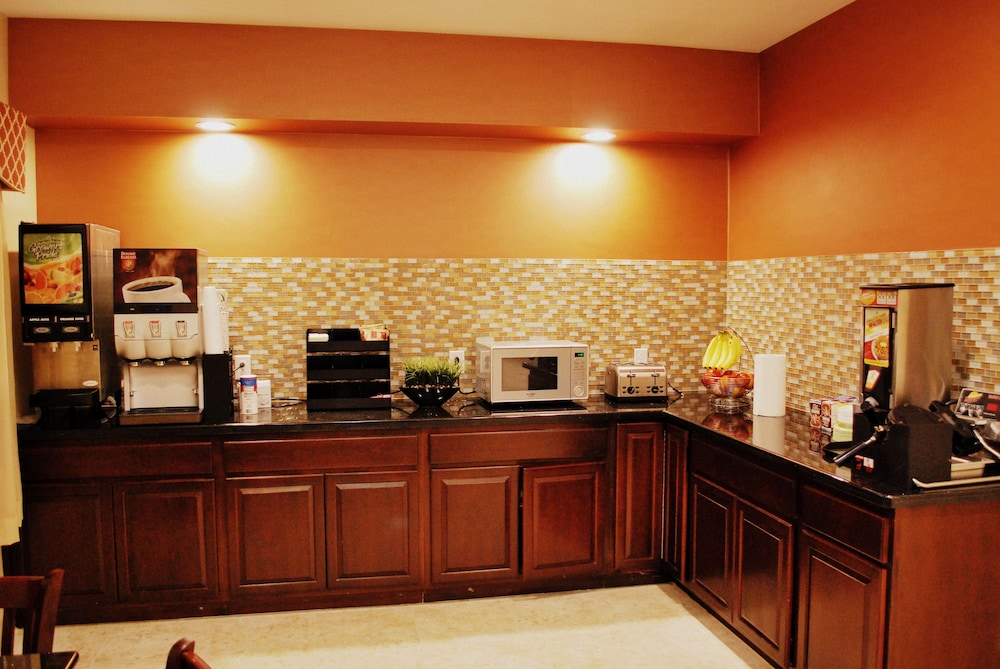 Westwood Inn Extended Stay by OYO Gonzales TX 13/13