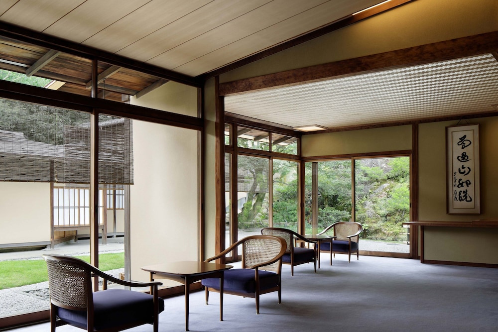 Westin Miyako 40/78