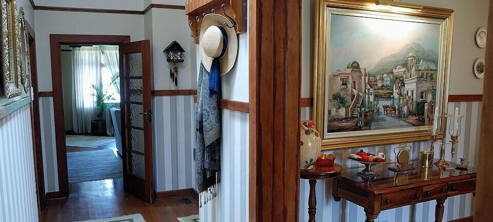 Dankhof Guest House 6/23