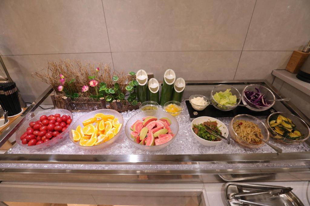Vienna Hotel Shenzhen Baoan Chuangye Road 43/56