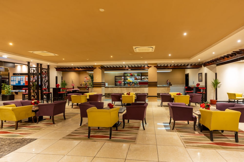 El Karma Aqua Beach Resort 44/50