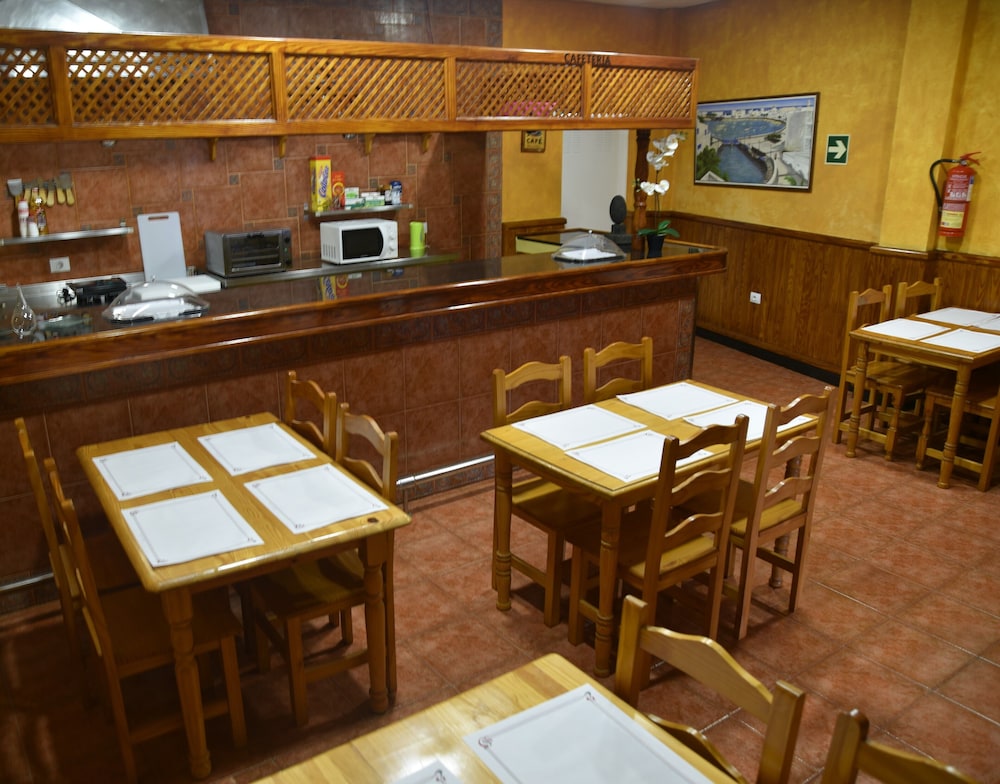Hostal San Gines 38/46