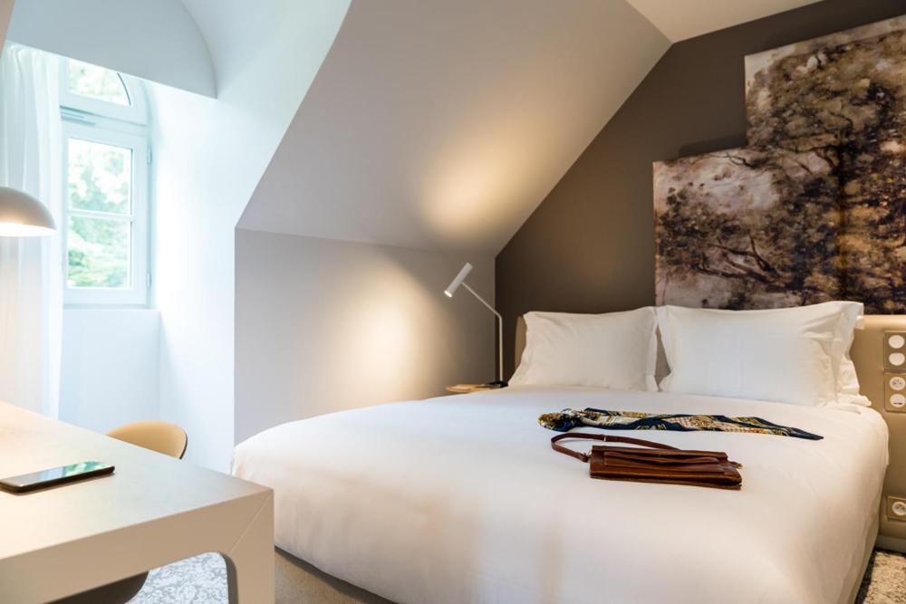 جناح بسرير كينج بغرفة نوم واحدة، Dolce by Wyndham Versailles - Domaine du Montcel 2/7