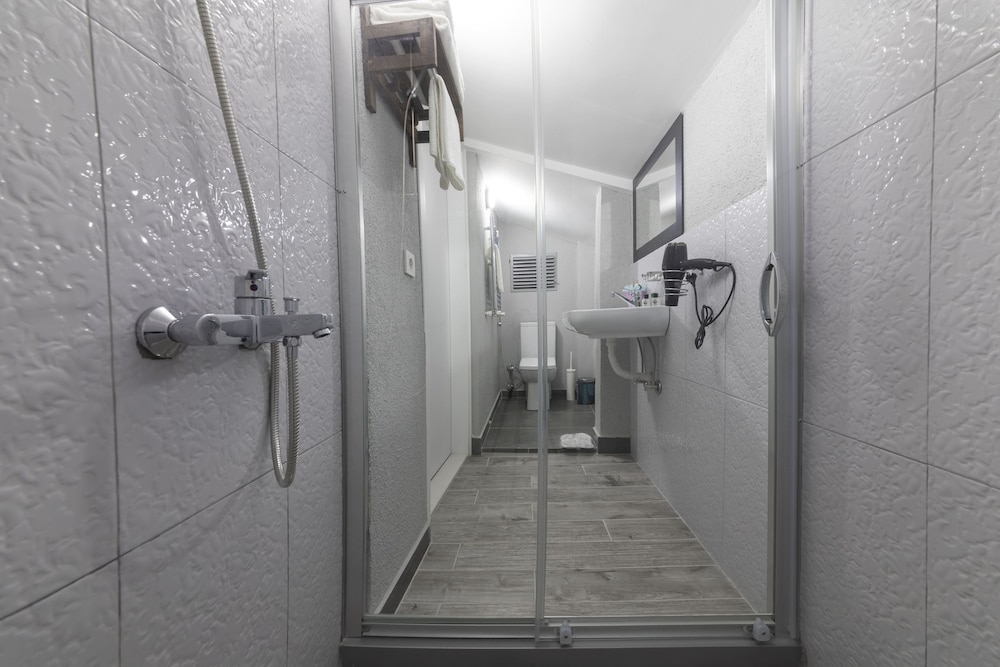 Royal Taksim Suites 42/50