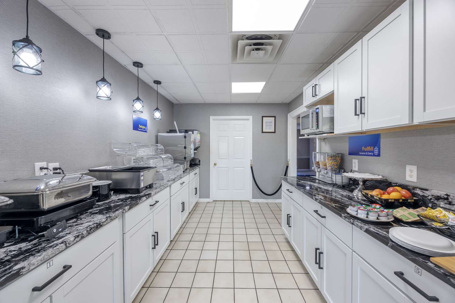 Best Western Spring Hill Inn & Suites 28/32