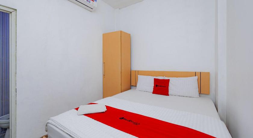 Reddoorz Near Metropolitan Mall Bekasi 8/50