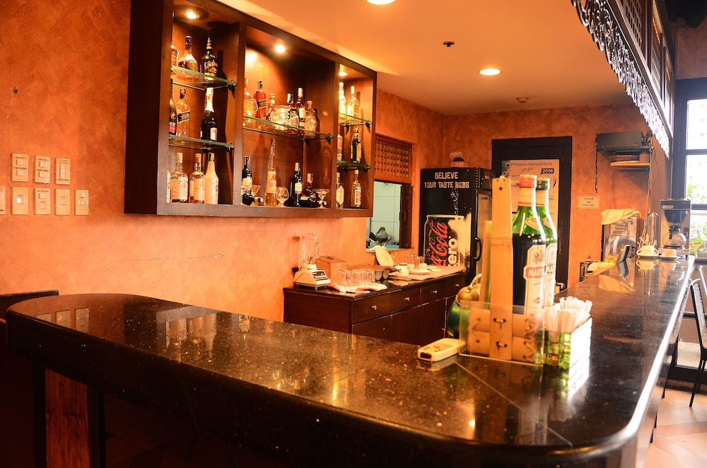 Pearl Lane Hotel 4/32