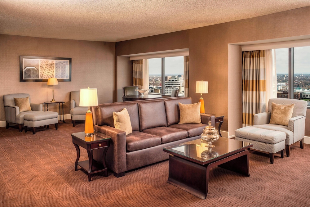 The Plaza Hotel Columbus at Capital Square 30/50