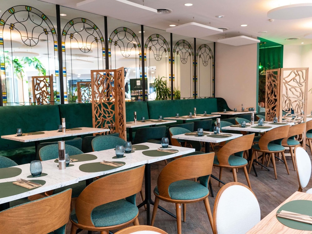 Mercure Paris Val de Fontenay 52/73