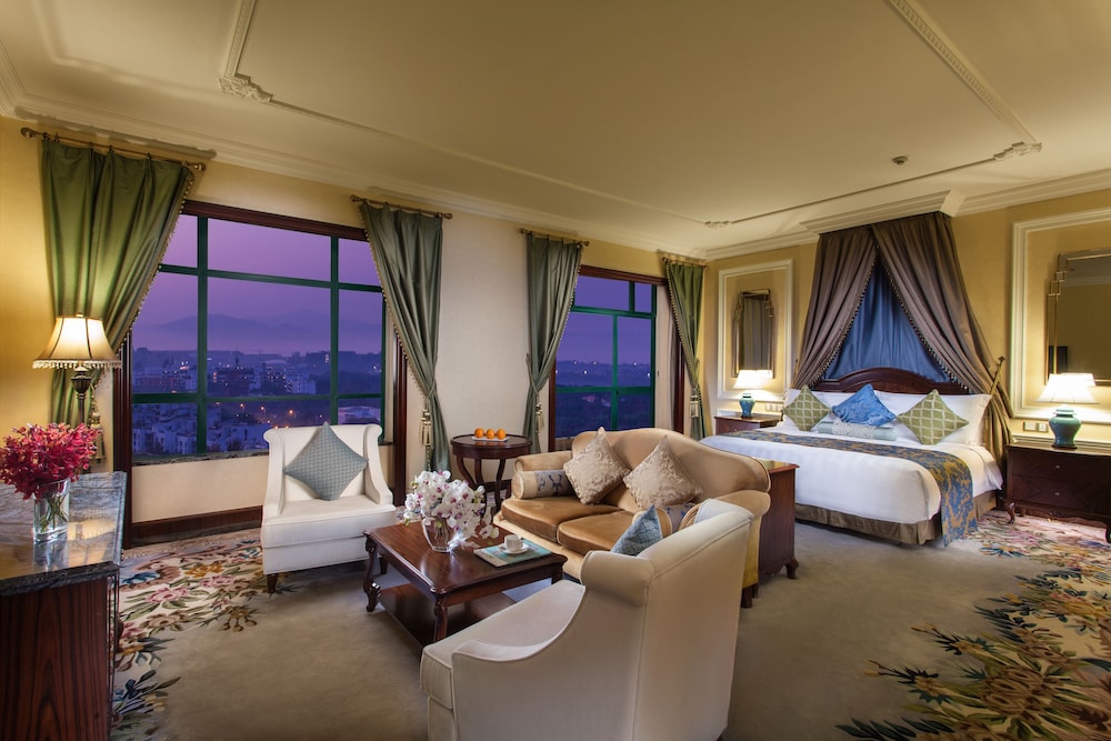 Hotel Indigo Shenzhen Overseas Chinese Town an IHG Hotel 46/78