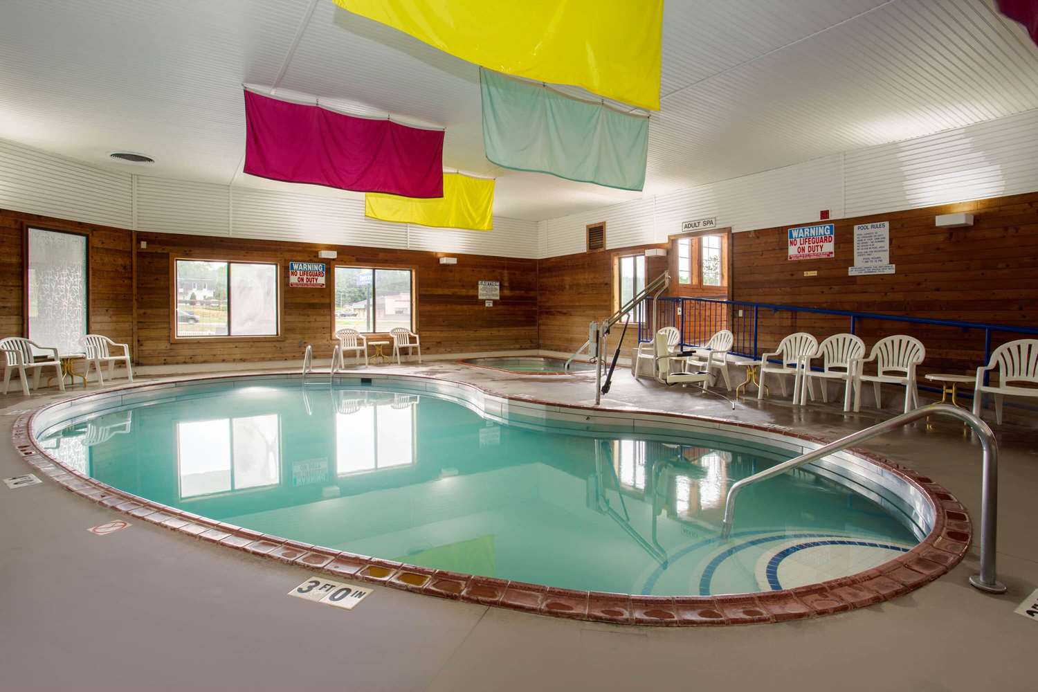 Days Inn by Wyndham Marquette 44/62