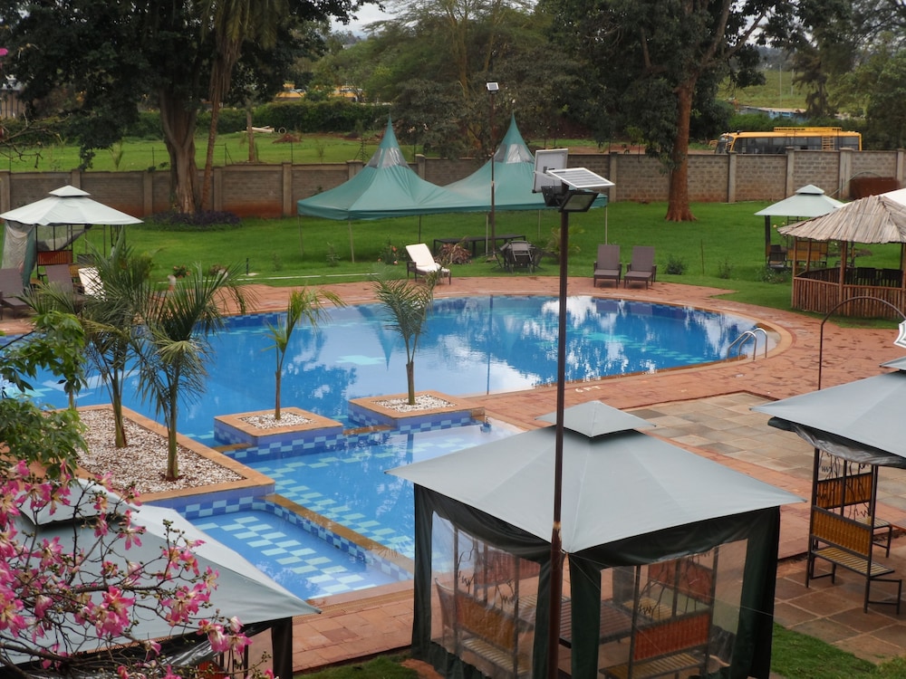 Elysian Resort 40/46