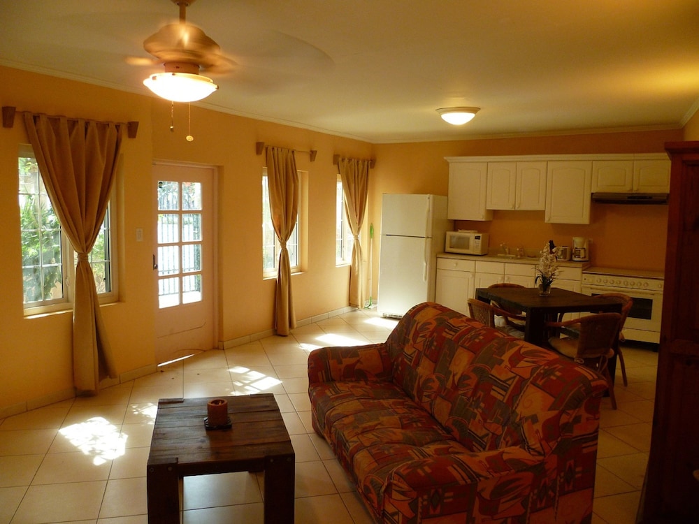 Le Chateau Ocean Villas 20/48