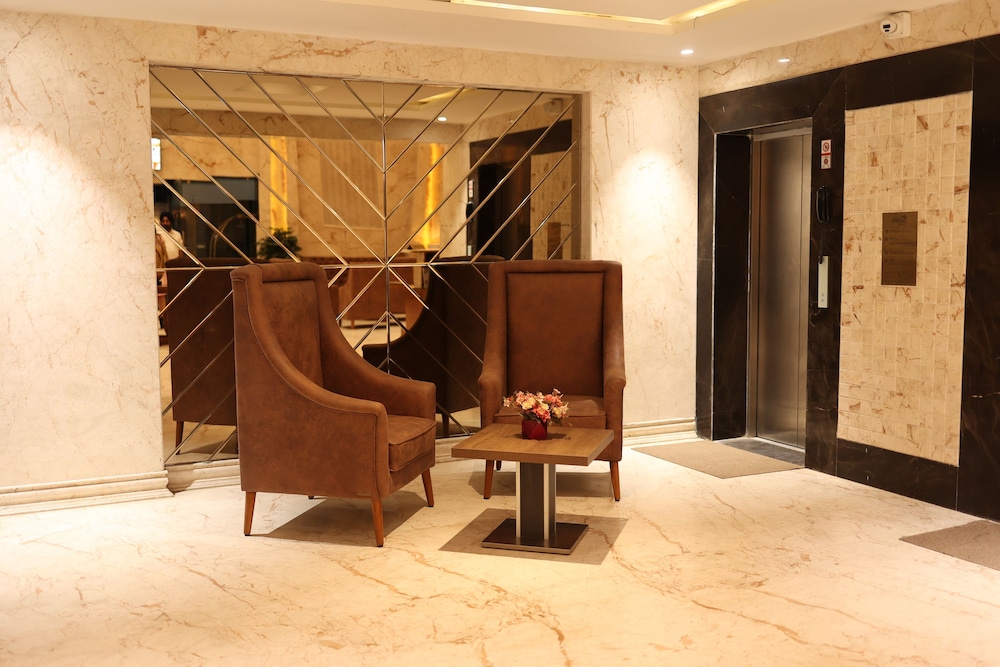 Pride Hotel Bhopal 4/49
