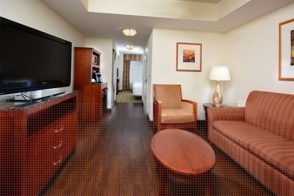 Hilton Garden Inn Raleigh Capital Blvd I-540 33/49