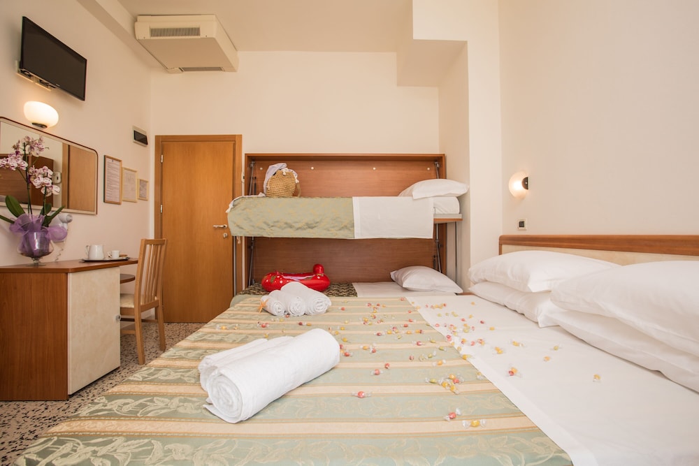 Hotel Oregon 7/22
