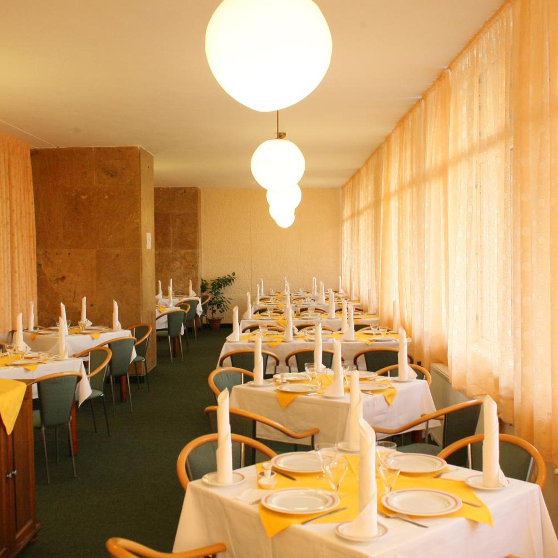 HOTEL MURES 46/58