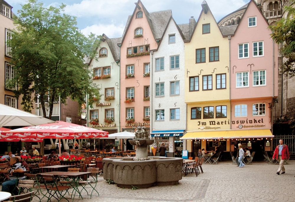 Rhein Hotel St.Martin 38/50