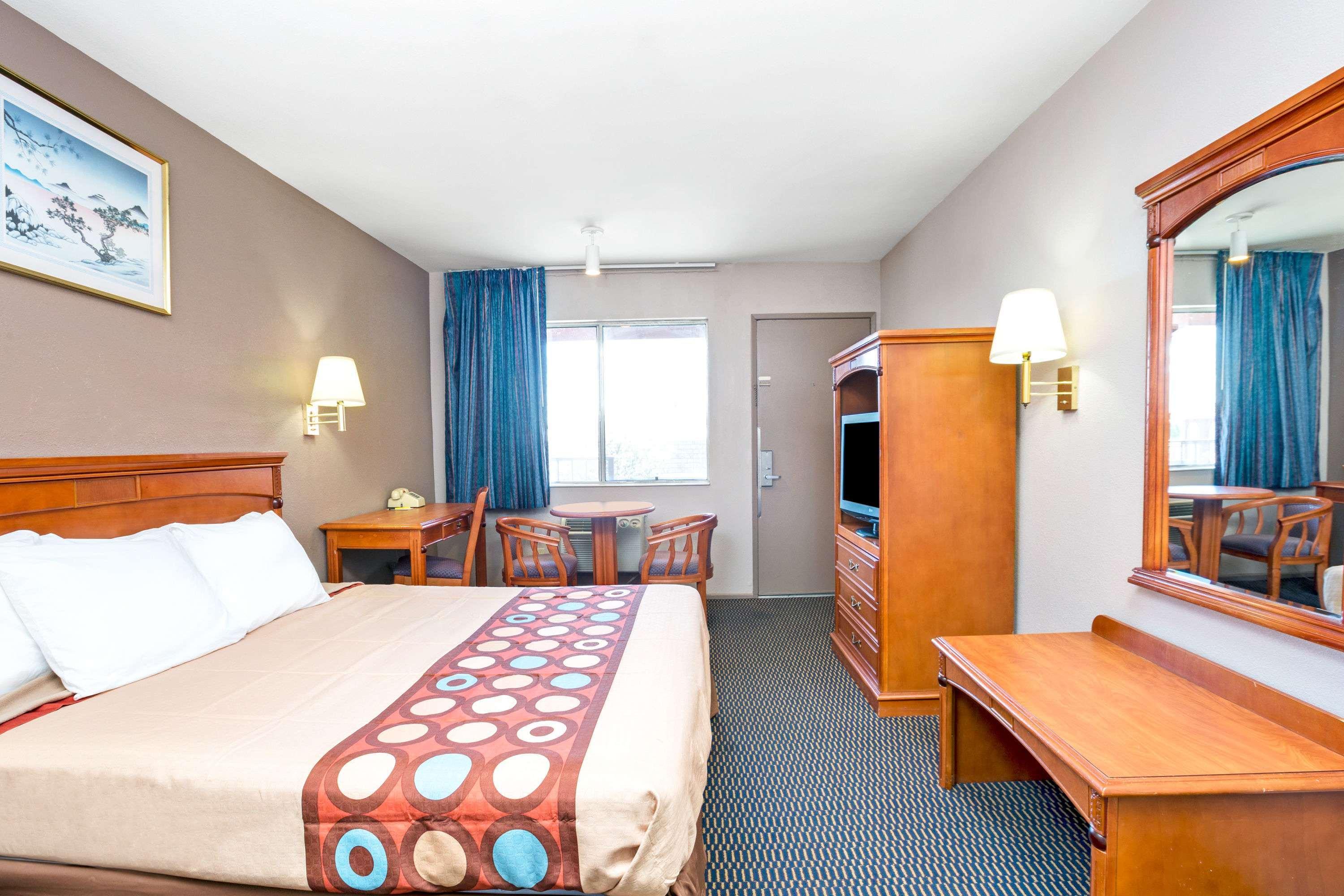 Super 8 by Wyndham Upland Ontario CA 3/17