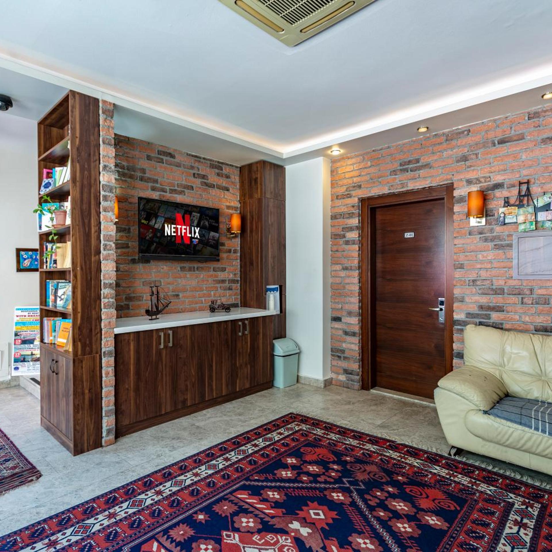 Stanpoli Hotel 7/55