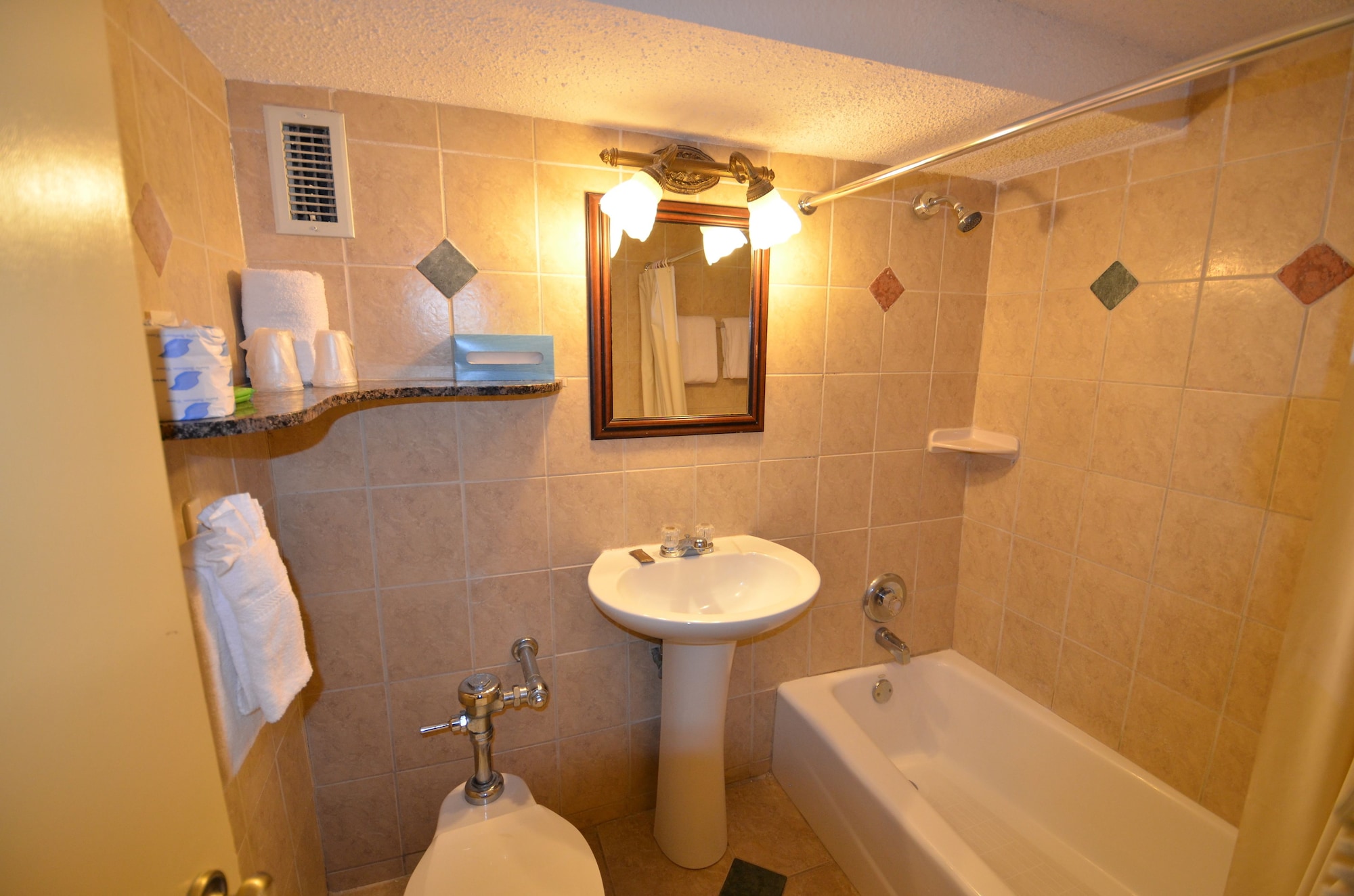 جناح بسرير كينج، Sea Club Resort 2/2