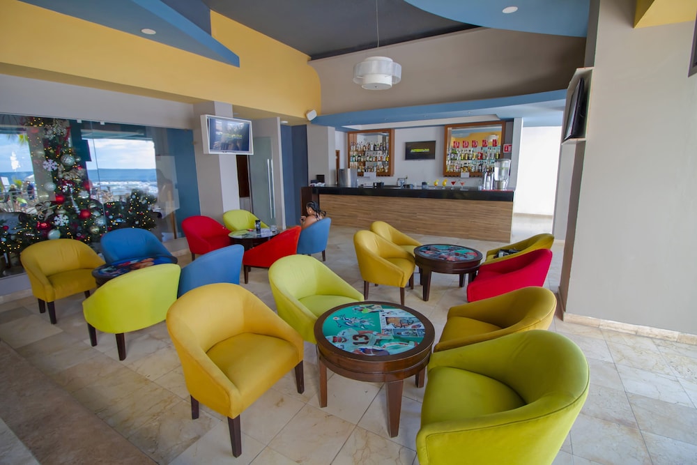 Oceano Palace Beach Hotel 35/50