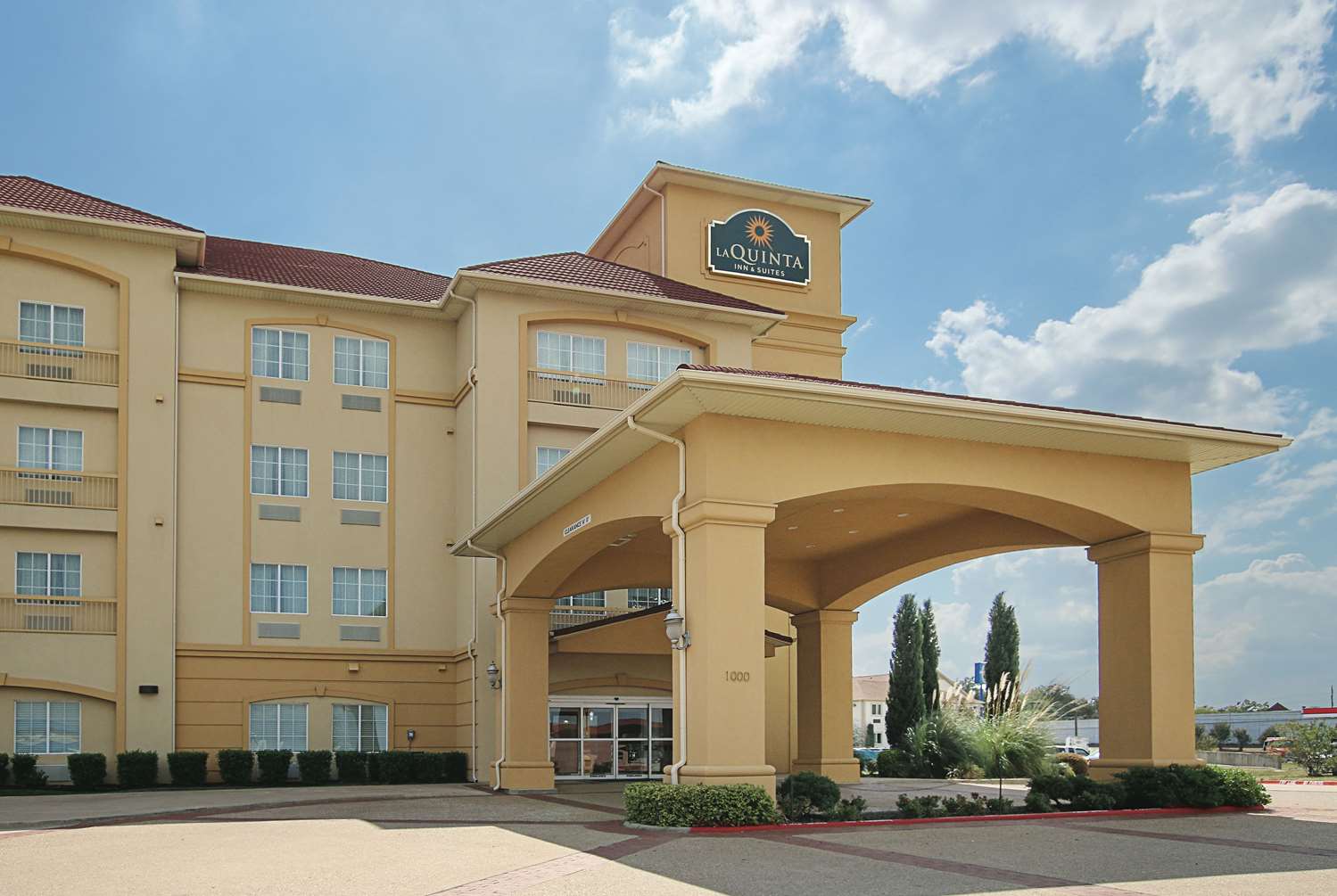 La Quinta Dallas Hutchins 20/23