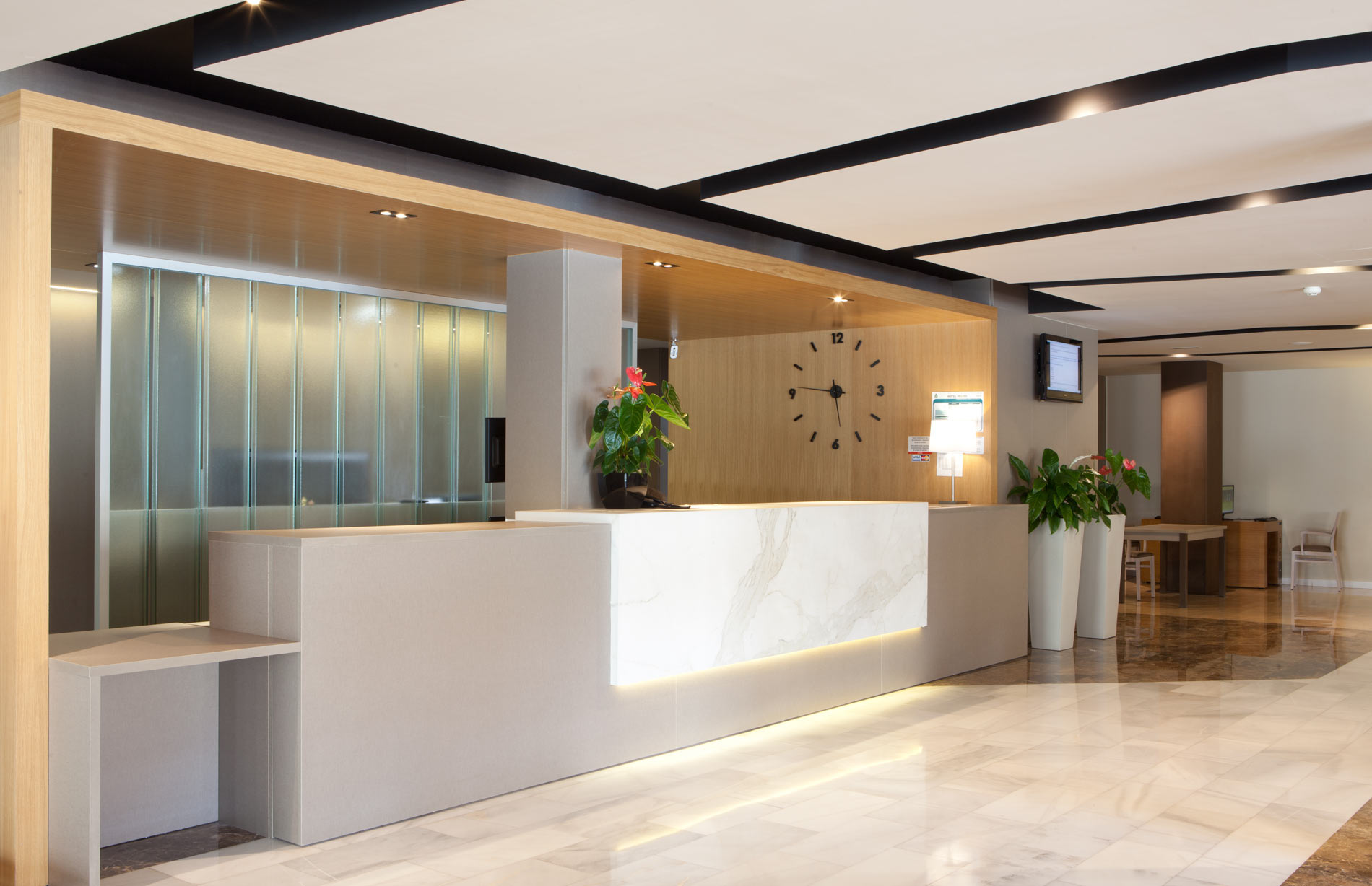 Helios Hotel 10/60
