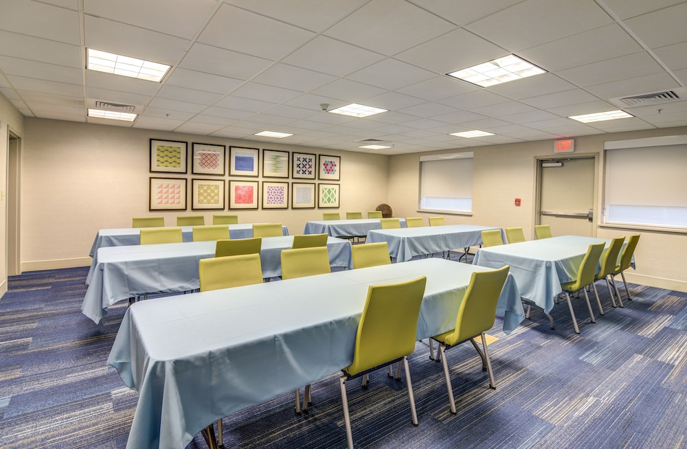 Holiday Inn Express Hotel And Suites Foley 62/75