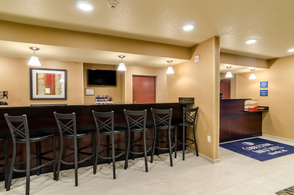 Cobblestone Inn & Suites - Oberlin 5/57