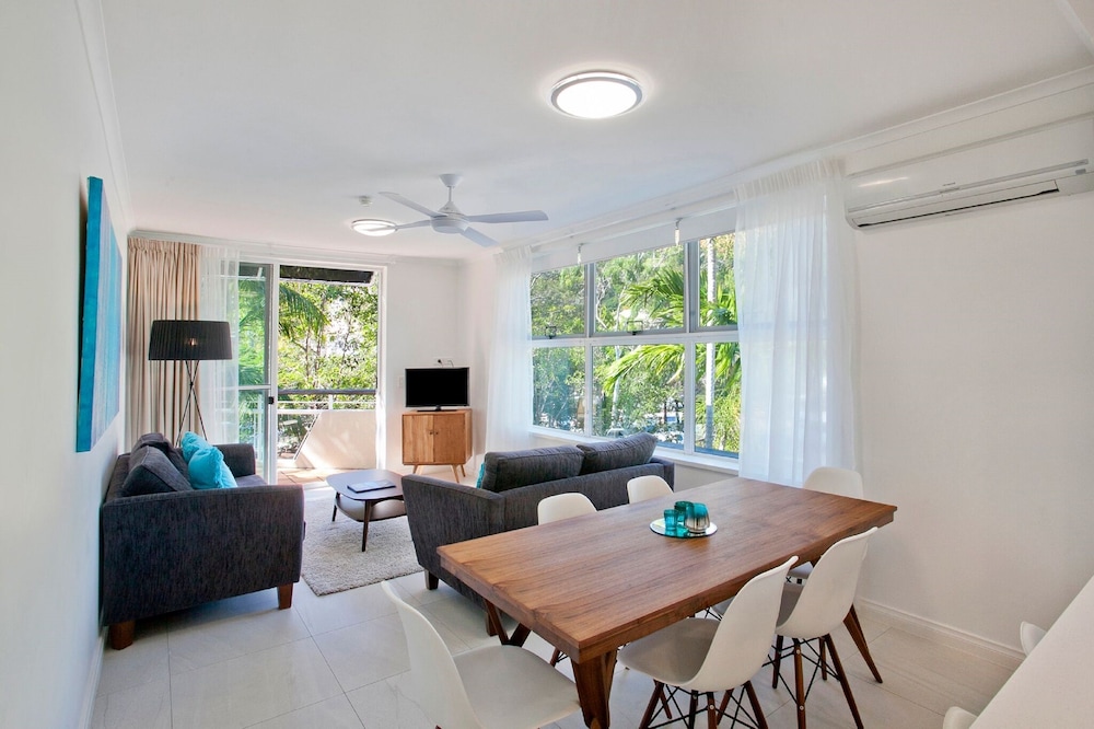 The Emerald Noosa 54/78