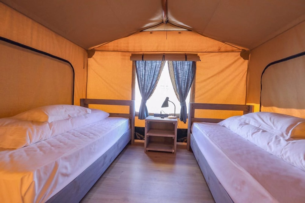 Lin Jia Camping Site Shanghai 12/50