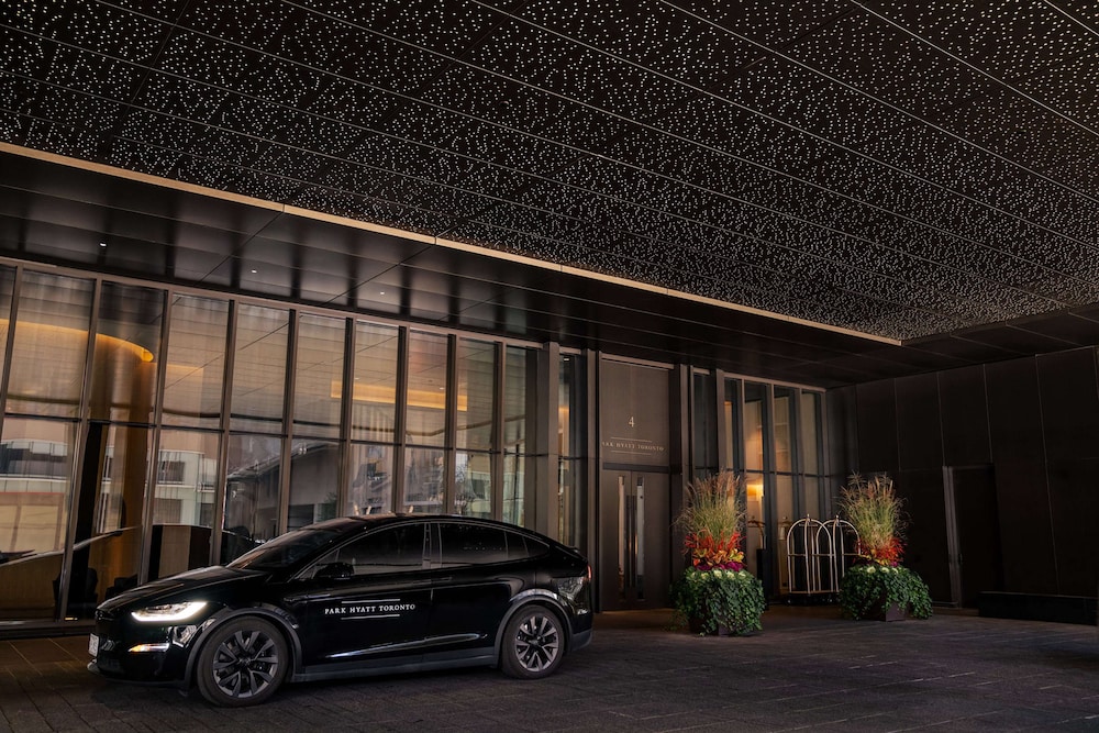 Park Hyatt Toronto 64/72