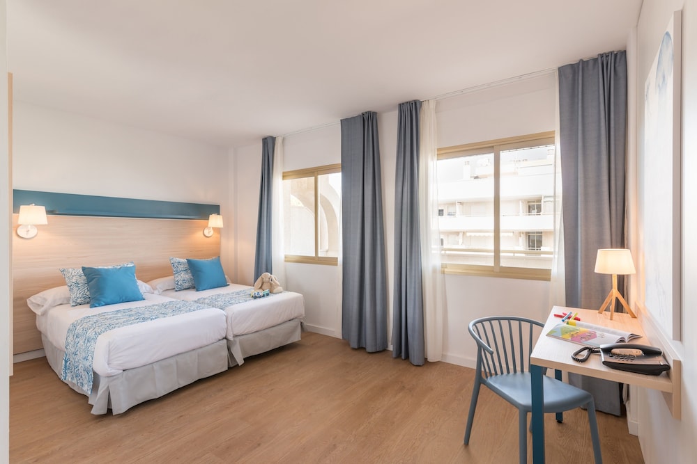 Hotel Rentalmar Salou Beach 12/48