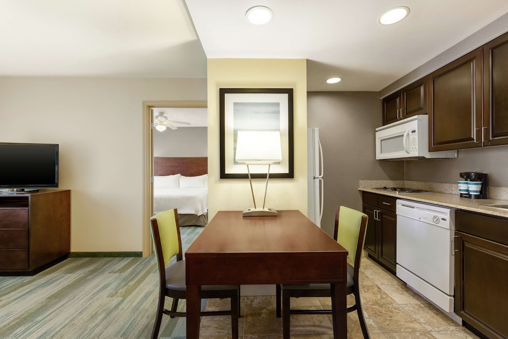 Homewood Suites by Hilton Macon-North 35/56