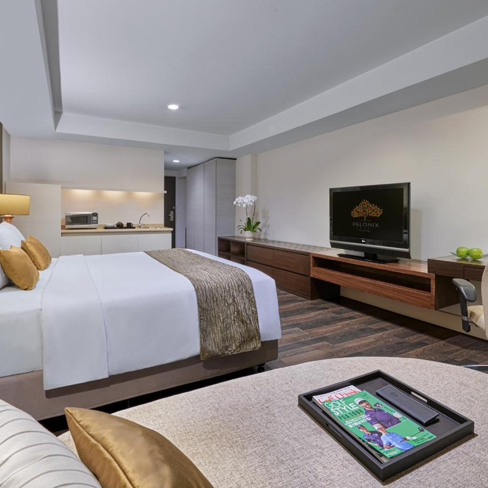 Studio, Double Bed, Garden Wing
