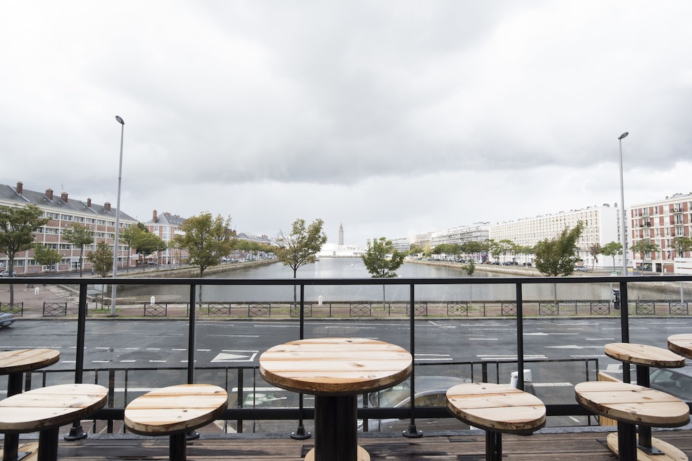 Mercure Le Havre Centre Bassin Du Commerce 36/68