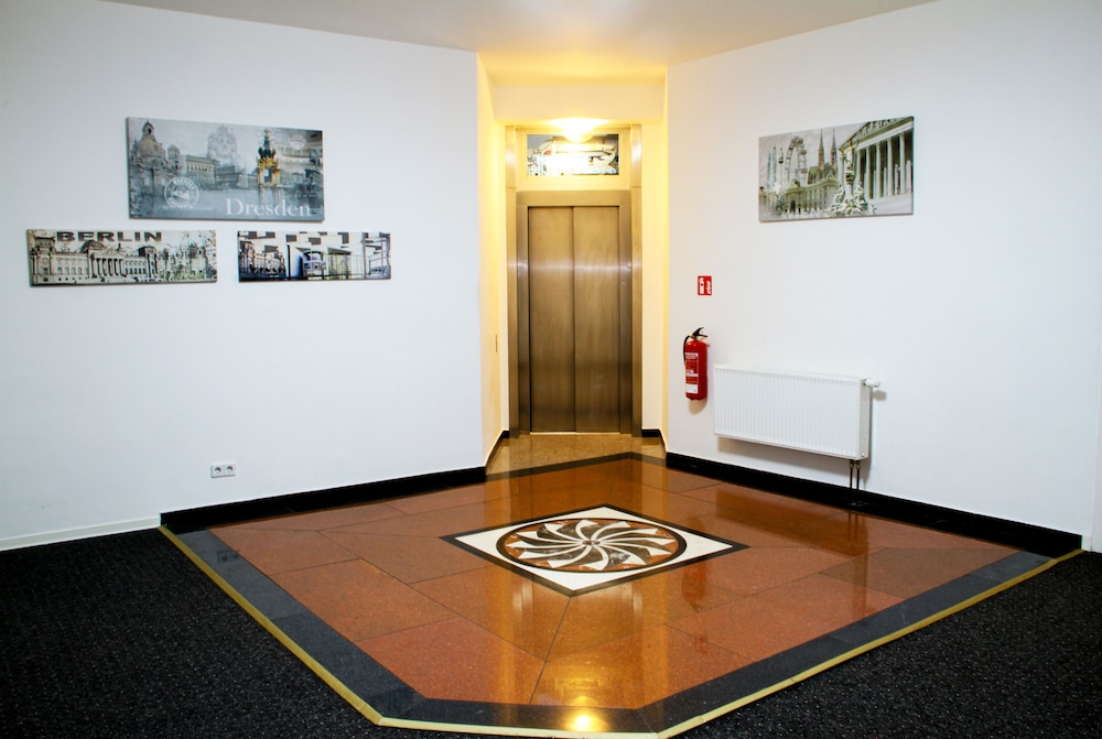 Hotel Karlshorst 10/62
