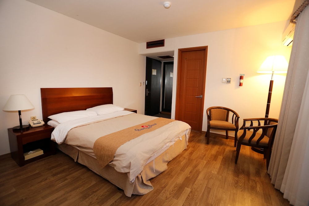 Ocean Grand Hotel Jeju 17/58