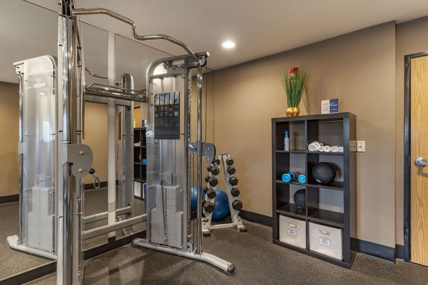 Best Western Plus Vineyard Inn 27/45