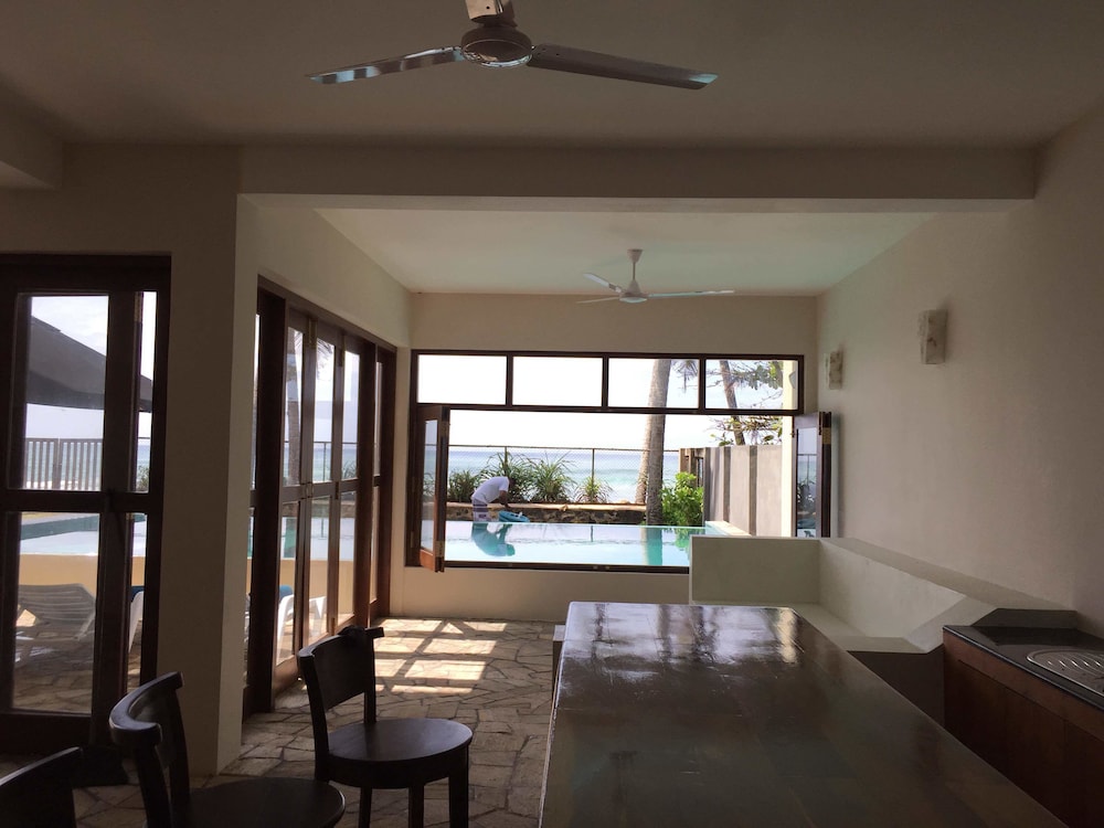 Chillax Villas 12/50