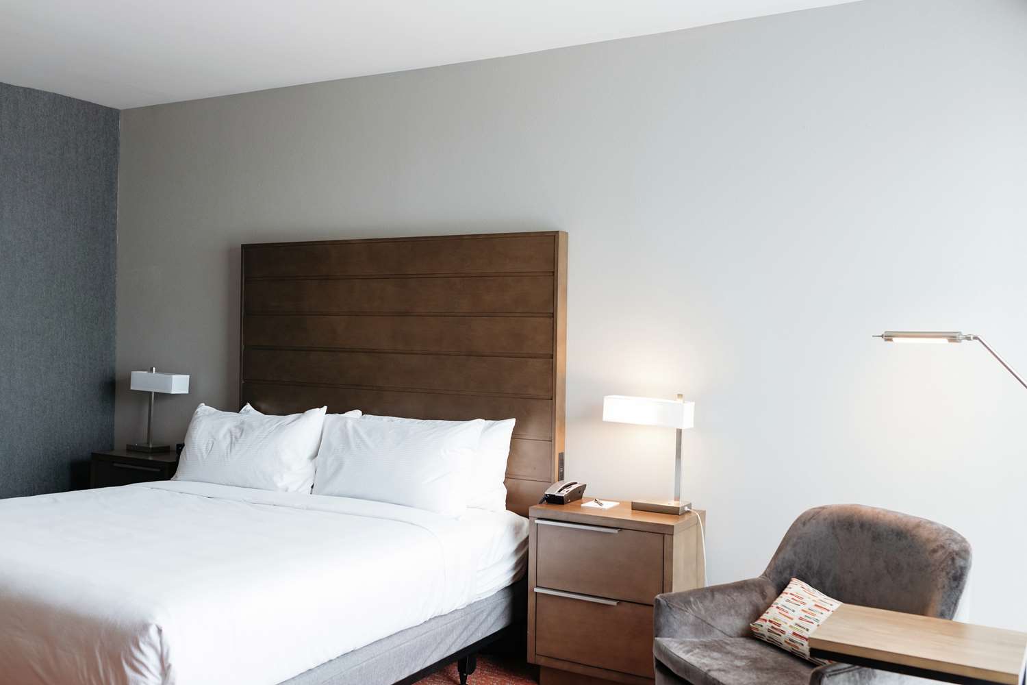 Revel Hotel Des Moines Urbandale, Tapestry Collection by Hilton 20/63