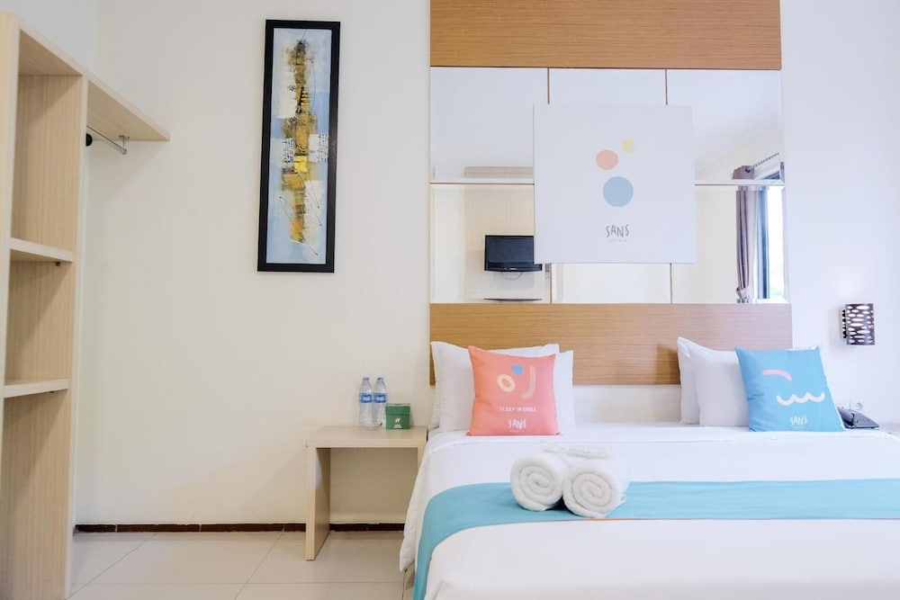 Super OYO Townhouse OAK Hotel Fiducia Serpong 32/44