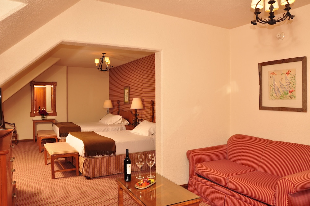Llao Llao Hotel and Resort Golf SPA 28/83