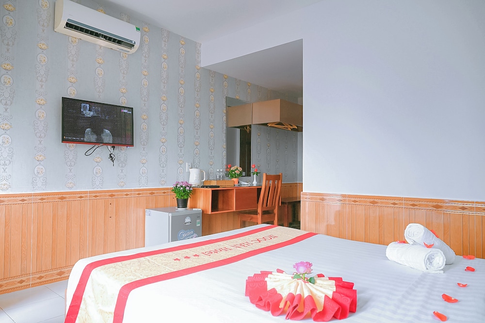 Ngoc Han Hotel 34/67