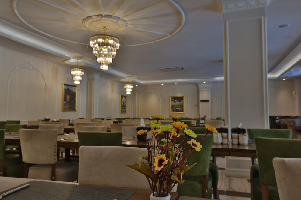 Mesopotamia Garden Hotel 13/19