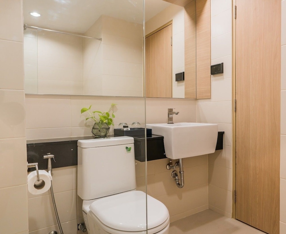 Rattanachol Hotel 48/50